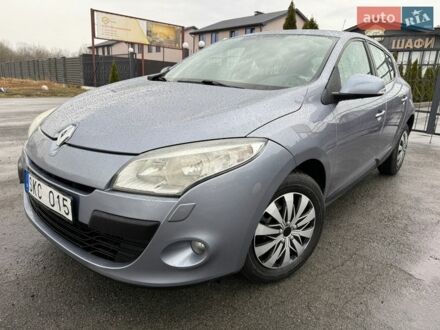 Серый Рено Меган, объемом двигателя 1.6 л и пробегом 240 тыс. км за 6750 $, фото 1 на Automoto.ua