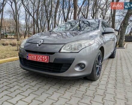 Сірий Рено Меган, об'ємом двигуна 1.5 л та пробігом 242 тис. км за 7700 $, фото 1 на Automoto.ua