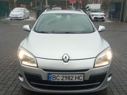 Серый Рено Меган, объемом двигателя 1.5 л и пробегом 260 тыс. км за 6600 $, фото 1 на Automoto.ua