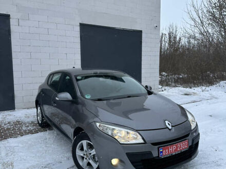 Серый Рено Меган, объемом двигателя 1.6 л и пробегом 148 тыс. км за 6850 $, фото 1 на Automoto.ua