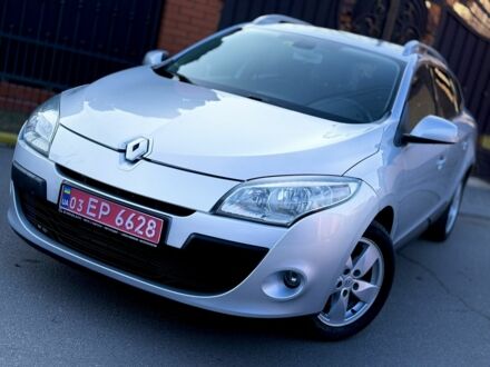 Рено Меган 2010 в Александрие на Automoto.ua Серый Рено Меган, объемом двигателя 1.4 л и пробегом 188 тыс. км за 6900 $, фото 1 на Automoto.ua