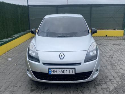Сірий Рено Меган, об'ємом двигуна 1.6 л та пробігом 295 тис. км за 6000 $, фото 1 на Automoto.ua