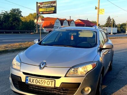 Сірий Рено Меган, об'ємом двигуна 1.5 л та пробігом 304 тис. км за 6500 $, фото 1 на Automoto.ua