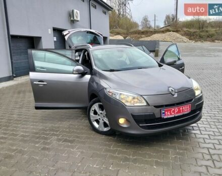 Серый Рено Меган, объемом двигателя 1.46 л и пробегом 211 тыс. км за 7200 $, фото 1 на Automoto.ua