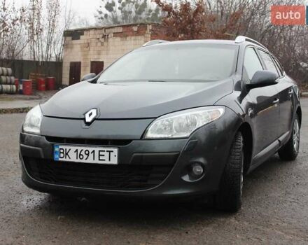 Серый Рено Меган, объемом двигателя 1.4 л и пробегом 250 тыс. км за 5450 $, фото 1 на Automoto.ua
