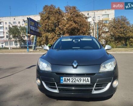 Серый Рено Меган, объемом двигателя 1.4 л и пробегом 179 тыс. км за 8300 $, фото 1 на Automoto.ua