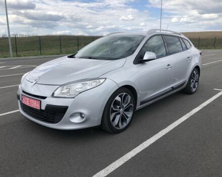 Сірий Рено Меган, об'ємом двигуна 2 л та пробігом 222 тис. км за 7750 $, фото 1 на Automoto.ua