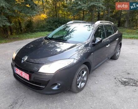 Серый Рено Меган, объемом двигателя 1.4 л и пробегом 254 тыс. км за 6800 $, фото 1 на Automoto.ua
