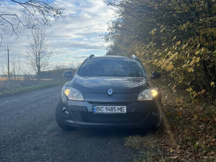 Серый Рено Меган, объемом двигателя 1.46 л и пробегом 266 тыс. км за 6800 $, фото 1 на Automoto.ua