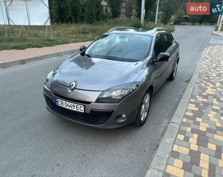 Серый Рено Меган, объемом двигателя 1.46 л и пробегом 330 тыс. км за 6200 $, фото 1 на Automoto.ua