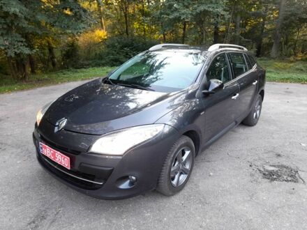 Сірий Рено Меган, об'ємом двигуна 1.4 л та пробігом 254 тис. км за 6800 $, фото 1 на Automoto.ua