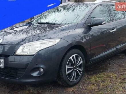 Рено Меган 2011 в Киеве на Automoto.ua Серый Рено Меган, объемом двигателя 1.46 л и пробегом 310 тыс. км за 7300 $, фото 1 на Automoto.ua