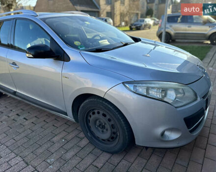 Сірий Рено Меган, об'ємом двигуна 1.5 л та пробігом 257 тис. км за 8500 $, фото 1 на Automoto.ua