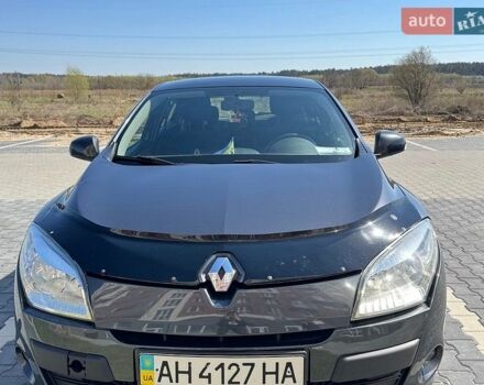 Серый Рено Меган, объемом двигателя 1.5 л и пробегом 180 тыс. км за 5000 $, фото 1 на Automoto.ua