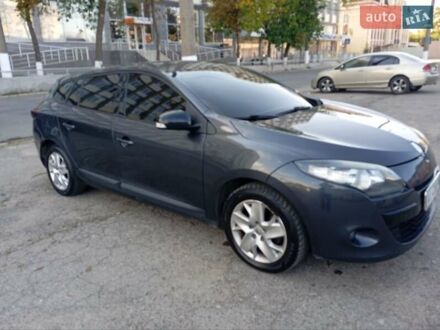 Серый Рено Меган, объемом двигателя 1.46 л и пробегом 340 тыс. км за 6700 $, фото 1 на Automoto.ua