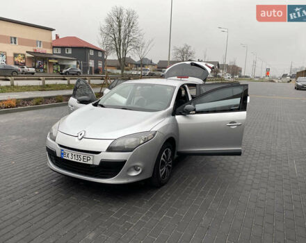 Сірий Рено Меган, об'ємом двигуна 1.46 л та пробігом 239 тис. км за 6600 $, фото 1 на Automoto.ua