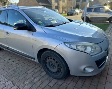 Серый Рено Меган, объемом двигателя 1.5 л и пробегом 257 тыс. км за 8000 $, фото 1 на Automoto.ua