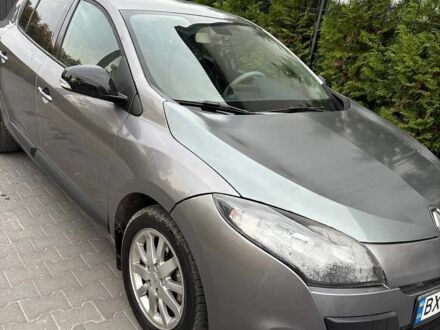 Сірий Рено Меган, об'ємом двигуна 1.5 л та пробігом 260 тис. км за 5500 $, фото 1 на Automoto.ua