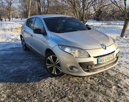 Сірий Рено Меган, об'ємом двигуна 1.9 л та пробігом 242 тис. км за 7500 $, фото 1 на Automoto.ua