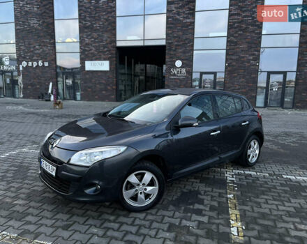 Серый Рено Меган, объемом двигателя 1.46 л и пробегом 220 тыс. км за 6700 $, фото 1 на Automoto.ua