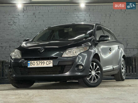 Рено Меган 2011 у Кременце на Automoto.ua Сірий Рено Меган, об'ємом двигуна 1.5 л та пробігом 283 тис. км за 6150 $, фото 1 на Automoto.ua