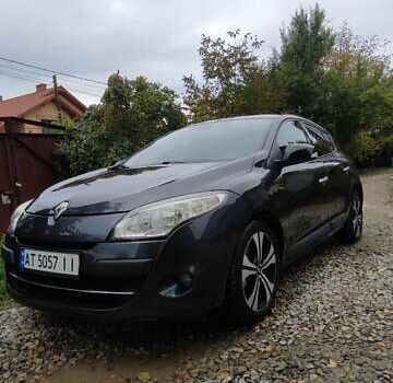 Сірий Рено Меган, об'ємом двигуна 1.46 л та пробігом 132 тис. км за 7550 $, фото 1 на Automoto.ua