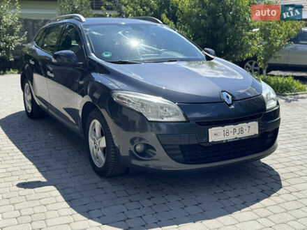 Рено Меган 2011 в Староконстантинов на Automoto.ua Серый Рено Меган, объемом двигателя 1.46 л и пробегом 271 тыс. км за 7200 $, фото 1 на Automoto.ua