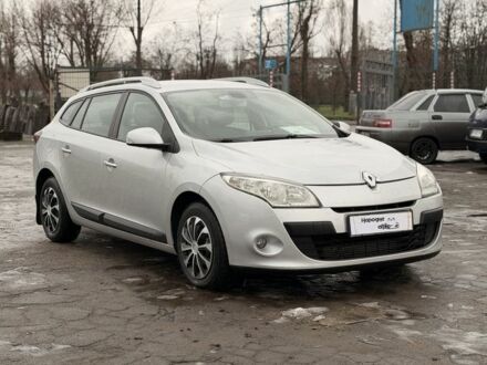 Сірий Рено Меган, об'ємом двигуна 1.5 л та пробігом 211 тис. км за 7500 $, фото 1 на Automoto.ua