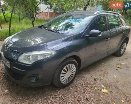 Сірий Рено Меган, об'ємом двигуна 1.6 л та пробігом 239 тис. км за 7200 $, фото 1 на Automoto.ua