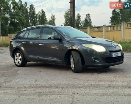 Сірий Рено Меган, об'ємом двигуна 1.87 л та пробігом 300 тис. км за 6000 $, фото 1 на Automoto.ua