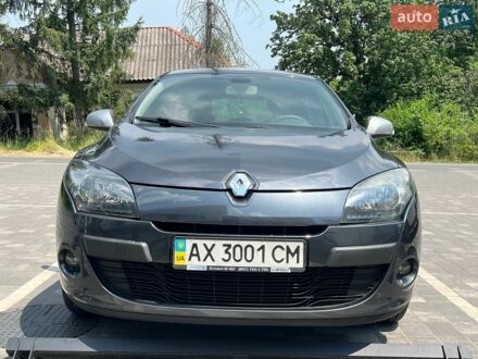 Сірий Рено Меган, об'ємом двигуна 1.6 л та пробігом 97 тис. км за 7800 $, фото 1 на Automoto.ua