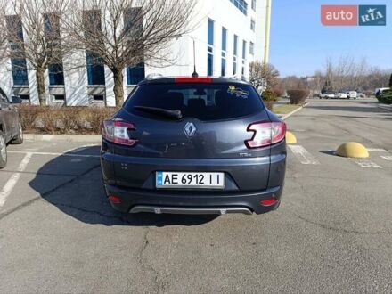 Рено Меган 2011 в Днепре (Днепропетровске) на Automoto.ua Серый Рено Меган, объемом двигателя 1.46 л и пробегом 235 тыс. км за 7700 $, фото 1 на Automoto.ua