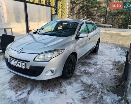 Сірий Рено Меган, об'ємом двигуна 1.46 л та пробігом 235 тис. км за 7300 $, фото 1 на Automoto.ua