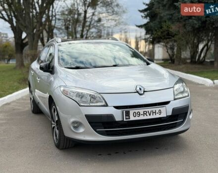 Серый Рено Меган, объемом двигателя 1.46 л и пробегом 218 тыс. км за 8000 $, фото 1 на Automoto.ua