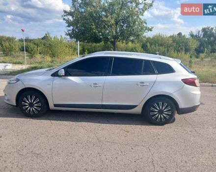 Серый Рено Меган, объемом двигателя 1.6 л и пробегом 270 тыс. км за 6100 $, фото 1 на Automoto.ua