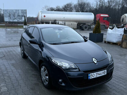 Серый Рено Меган, объемом двигателя 1.4 л и пробегом 178 тыс. км за 5700 $, фото 1 на Automoto.ua