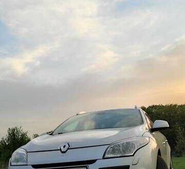 Рено Меган 2011 в Днепре (Днепропетровске) на Automoto.ua Серый Рено Меган, объемом двигателя 1.46 л и пробегом 222 тыс. км за 9500 $, фото 1 на Automoto.ua