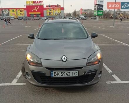 Серый Рено Меган, объемом двигателя 1.46 л и пробегом 289 тыс. км за 5999 $, фото 1 на Automoto.ua