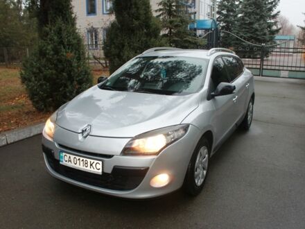 Сірий Рено Меган, об'ємом двигуна 1.5 л та пробігом 270 тис. км за 7200 $, фото 1 на Automoto.ua