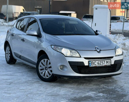 Серый Рено Меган, объемом двигателя 1.5 л и пробегом 240 тыс. км за 6250 $, фото 1 на Automoto.ua