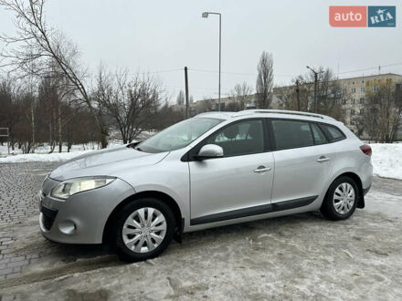 Сірий Рено Меган, об'ємом двигуна 1.5 л та пробігом 223 тис. км за 7100 $, фото 1 на Automoto.ua