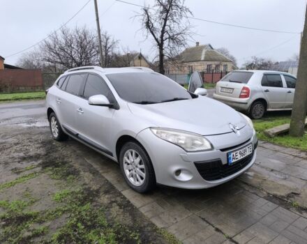 Серый Рено Меган, объемом двигателя 1.5 л и пробегом 246 тыс. км за 5300 $, фото 1 на Automoto.ua