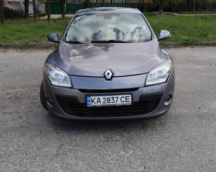 Сірий Рено Меган, об'ємом двигуна 2 л та пробігом 149 тис. км за 8003 $, фото 1 на Automoto.ua