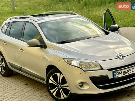 Рено Меган 2011 в Сумах на Automoto.ua Серый Рено Меган, объемом двигателя 1.87 л и пробегом 261 тыс. км за 7613 $, фото 1 на Automoto.ua