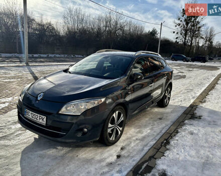 Серый Рено Меган, объемом двигателя 1.46 л и пробегом 262 тыс. км за 7500 $, фото 1 на Automoto.ua