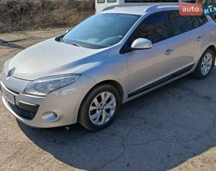 Сірий Рено Меган, об'ємом двигуна 1.6 л та пробігом 191 тис. км за 7300 $, фото 1 на Automoto.ua