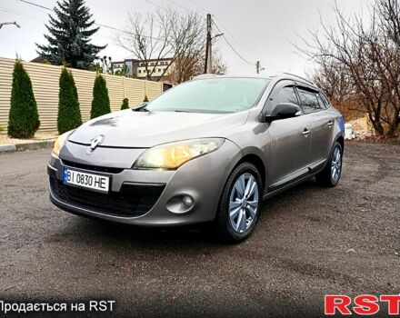 Серый Рено Меган, объемом двигателя 1.5 л и пробегом 280 тыс. км за 7000 $, фото 1 на Automoto.ua