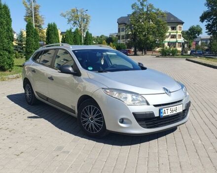 Сірий Рено Меган, об'ємом двигуна 1.5 л та пробігом 200 тис. км за 7008 $, фото 1 на Automoto.ua