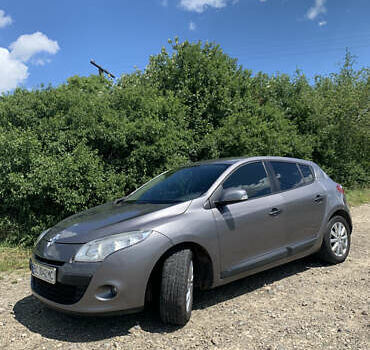 Серый Рено Меган, объемом двигателя 1.46 л и пробегом 248 тыс. км за 6500 $, фото 1 на Automoto.ua