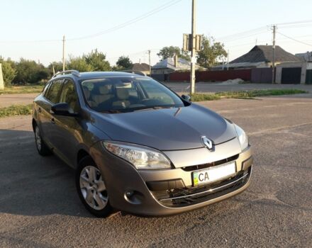 Сірий Рено Меган, об'ємом двигуна 1.5 л та пробігом 220 тис. км за 9300 $, фото 1 на Automoto.ua